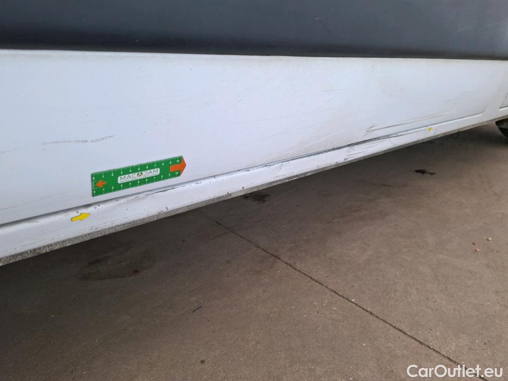  Renault  Master Renault V.I.  VU 4p Fourgon 2.3 125.35 FG L4H2 GC P-MJ #2