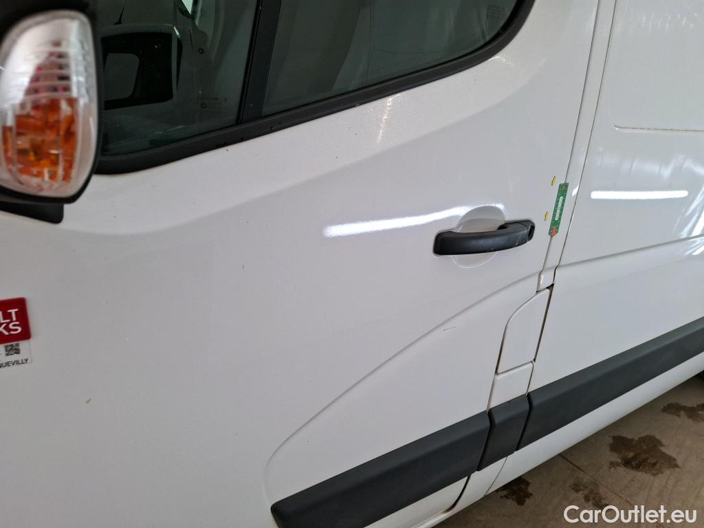  Renault  Master Renault V.I.  VU 4p Fourgon 2.3 125.35 FG L4H2 GC P-MJ #27