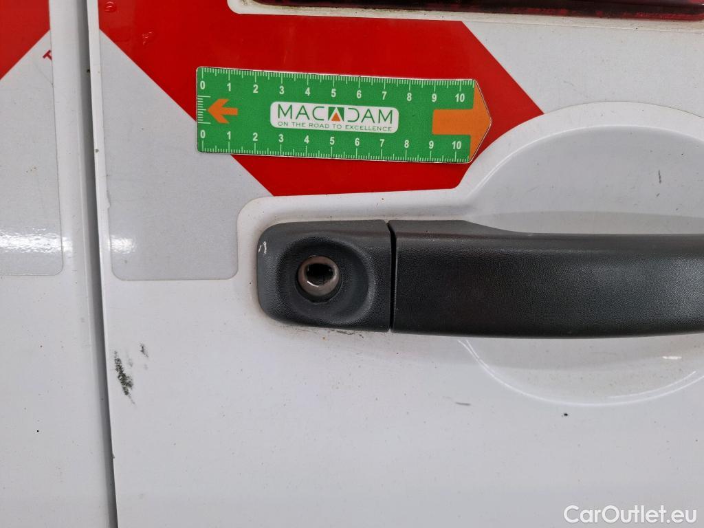  Renault  Master Renault V.I.  VU 4p Fourgon 2.3 125.35 FG L4H2 GC P-MJ #22
