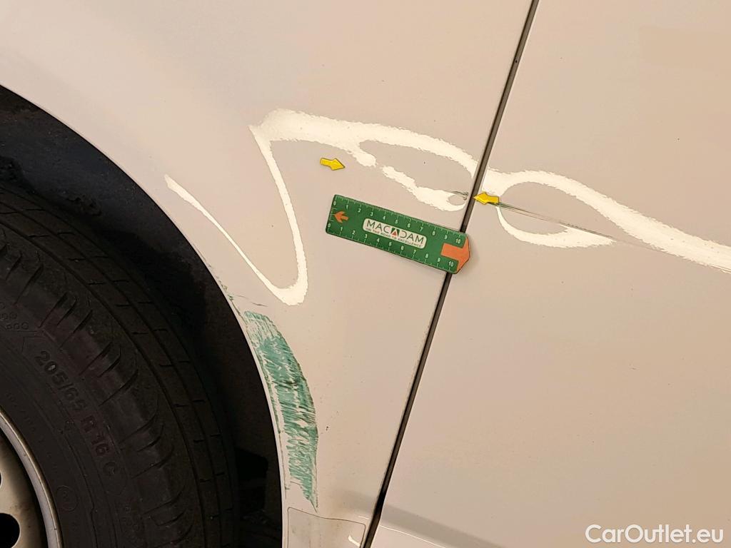  Volkswagen  Transporter VOLKSWAGEN  / 2019 / 4P / Fourgon tôlé 2.0 TDi 150 L1H1 Business Line Plus #4