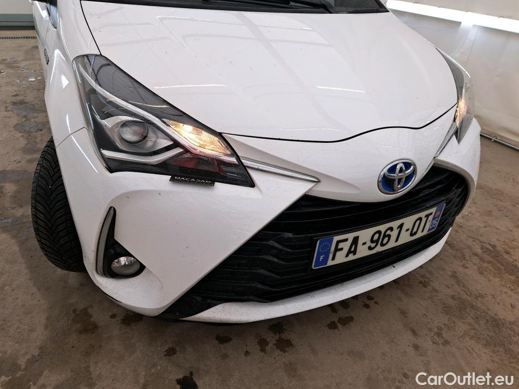  Toyota  Yaris TOYOTA  Hybride Affaires / 2017 / 5P / Berline 1.5 VVT-I HYBRID AUTO France Business Af #25
