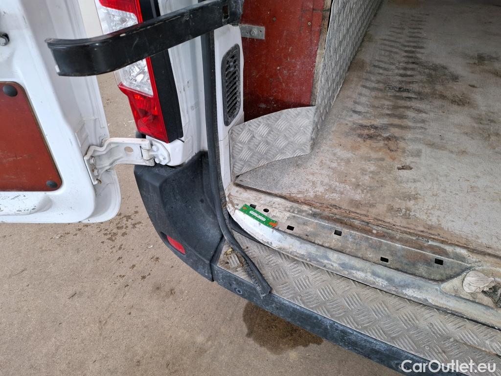  Renault  Master Renault V.I.  VU 4p Fourgon 2.3 125.35 FG L4H2 GC P-MJ #23