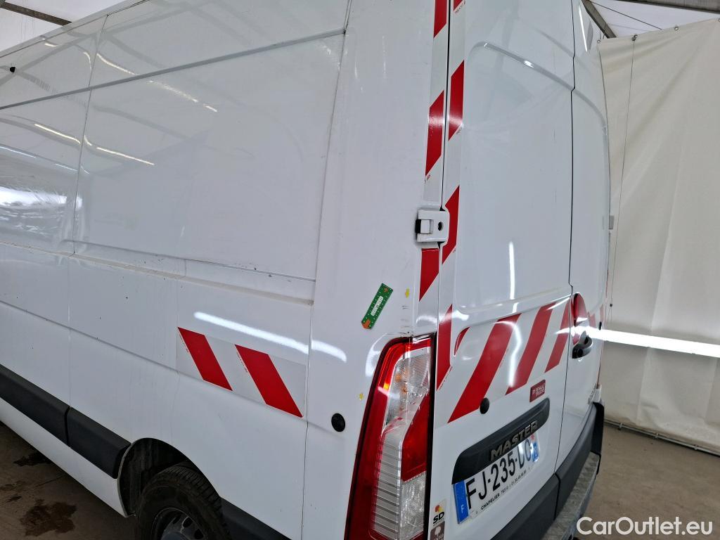  Renault  Master Renault V.I.  VU 4p Fourgon 2.3 125.35 FG L4H2 GC P-MJ #14