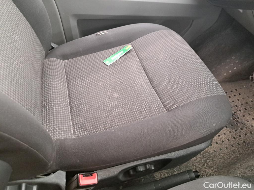  Volkswagen  Transporter VOLKSWAGEN  / 2019 / 4P / Fourgon tôlé 2.0 TDi 150 L1H1 Business Line Plus #21