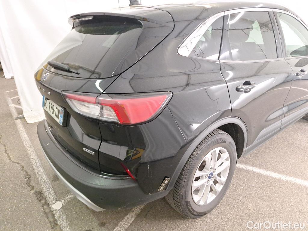 Ford  Kuga FORD  / 2019 / 5P / SUV 190 Hybrid I-AWD(FHEV) Powershi Titanium #21
