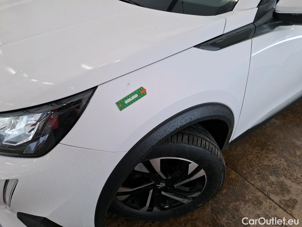  Peugeot  2008  Allure 1.2 PureTech 130CV BVA8 E6d #23