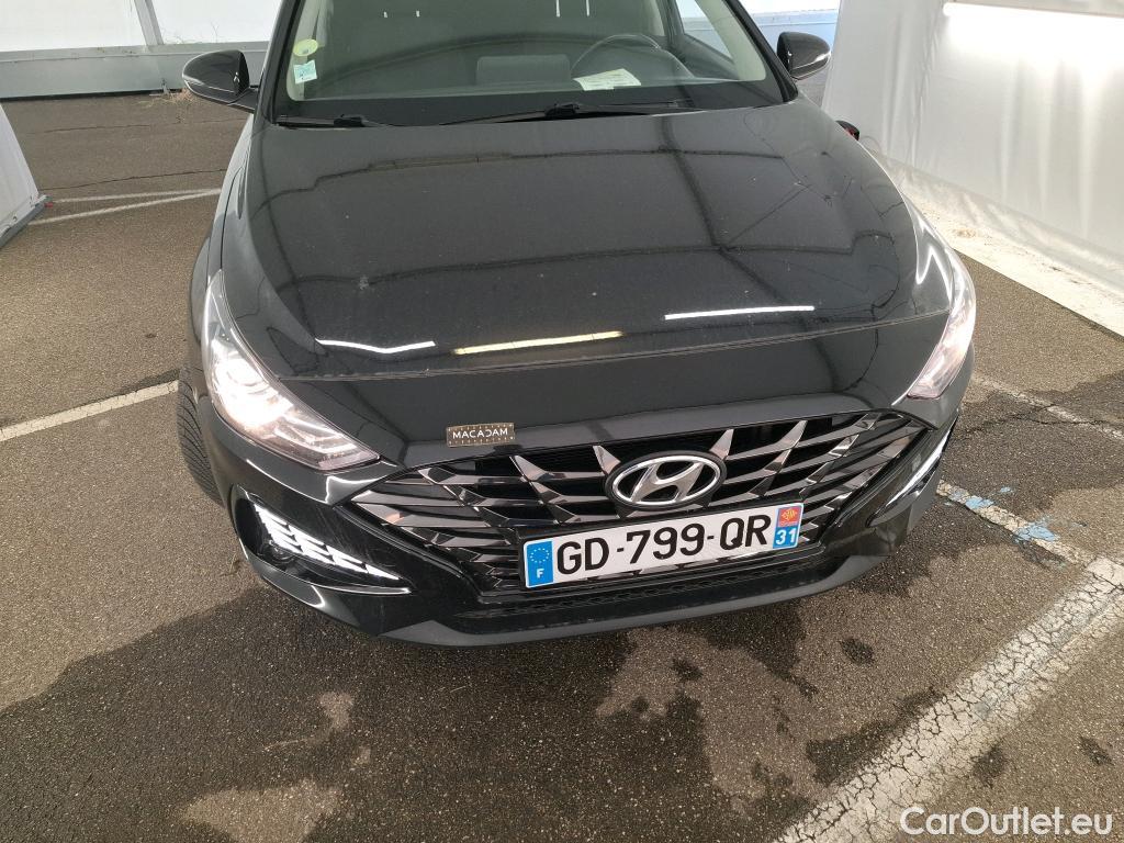  Hyundai  i30  cw Business 1.6 CRDi 115CV BVA7 E6d #22