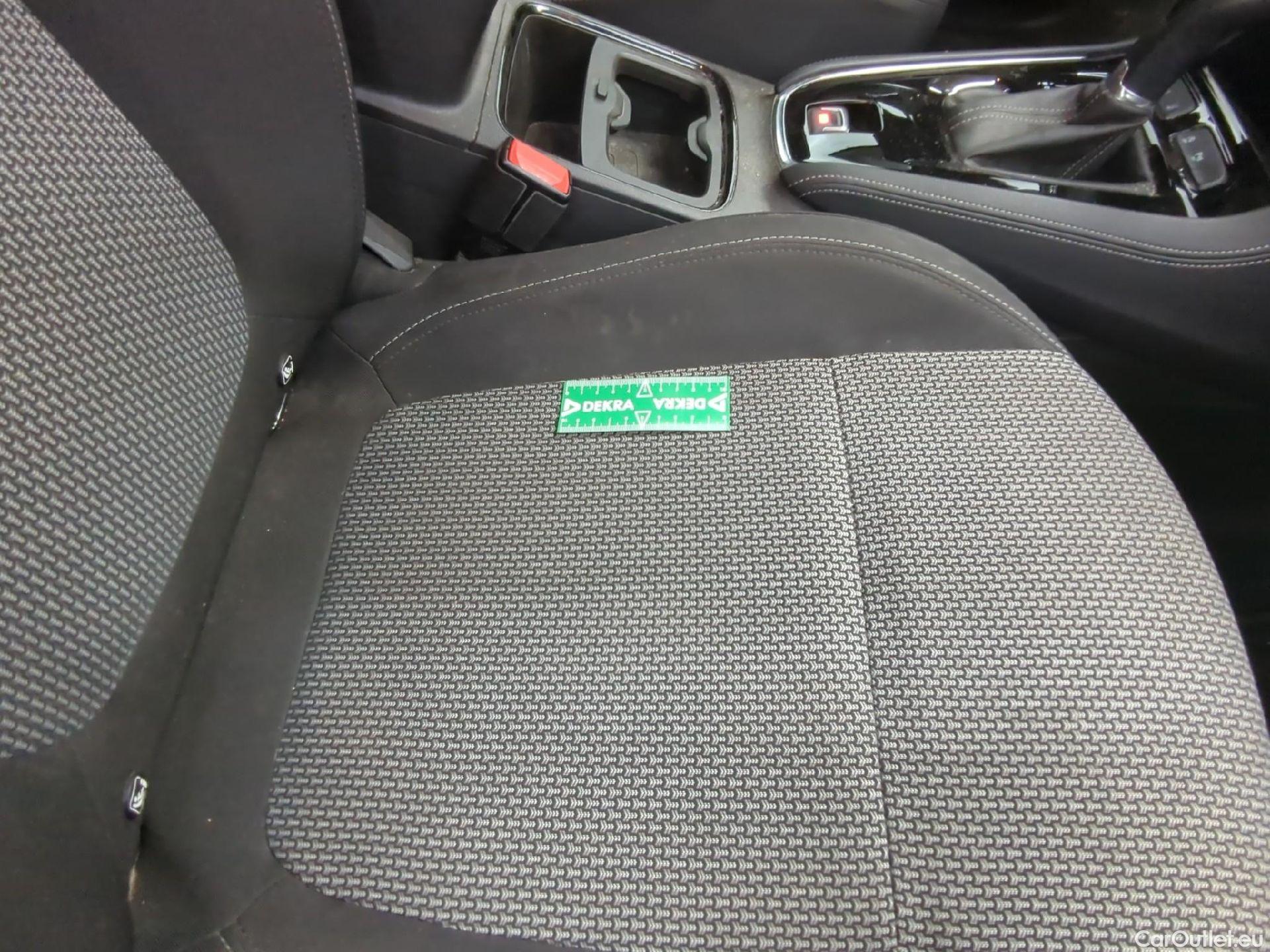  Opel   Grandland X Grandland X Business Edition 1.2 Turbo 130CV BVA8 E6d #36