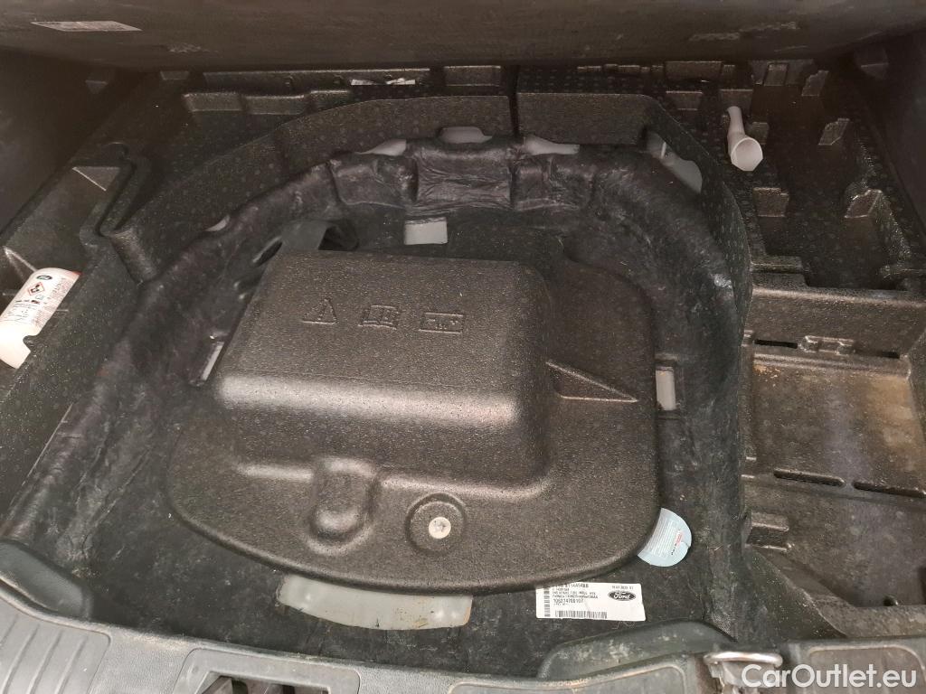  Ford  Kuga FORD  / 2019 / 5P / SUV 2.5 190 hybrid Flexifuel Pshift ST-Line #11