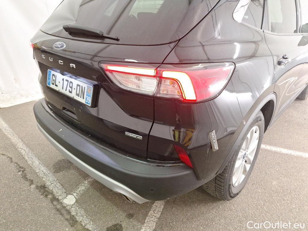  Ford  Kuga FORD  / 2019 / 5P / SUV 190 Hybrid I-AWD(FHEV) Powershi Titanium #24