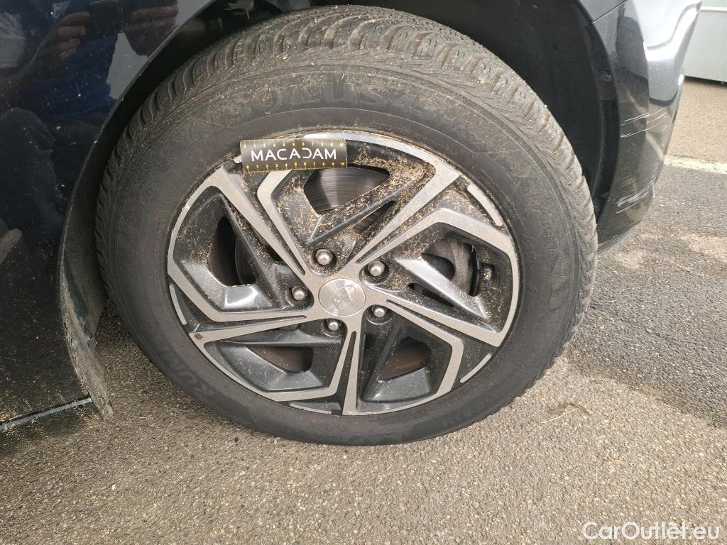  Hyundai  i30  cw Business 1.6 CRDi 115CV BVA7 E6d #34