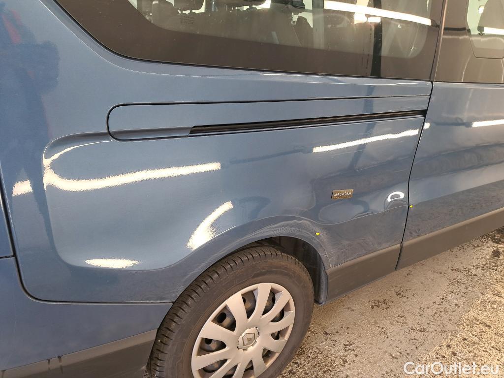  Renault  Trafic RENAULT  4p Combi Zen L2 Energy dCi 145 8 places #1