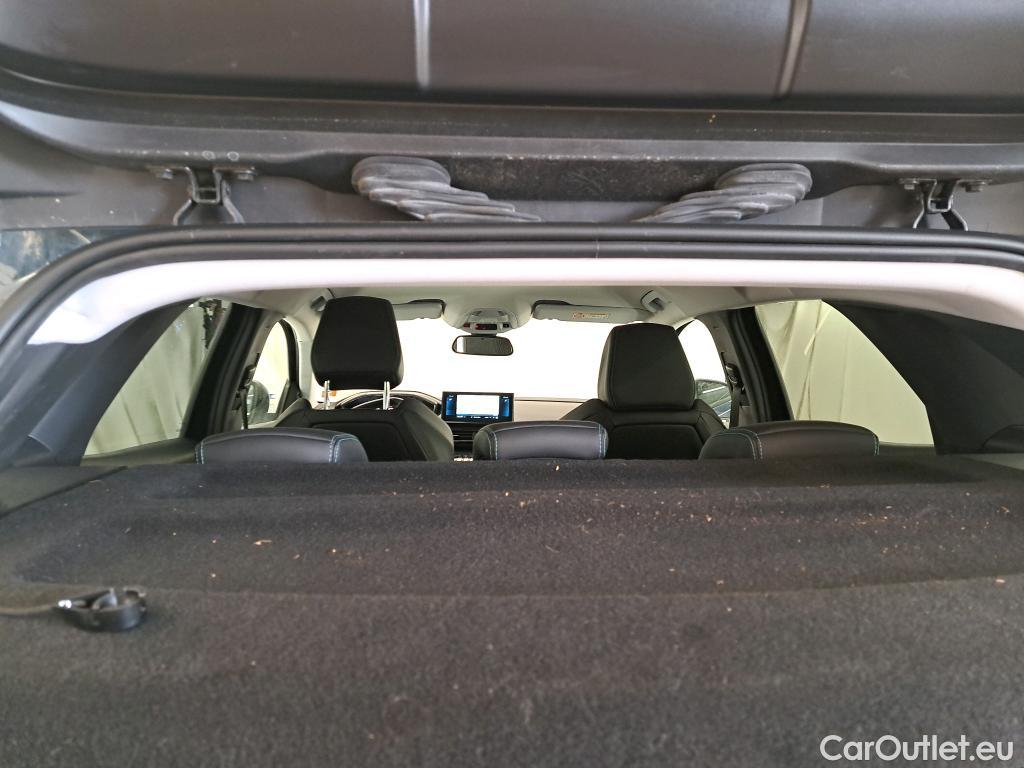  Peugeot  3008  Allure Pack 1.5 HDi 130CV BVA8 E6d #2