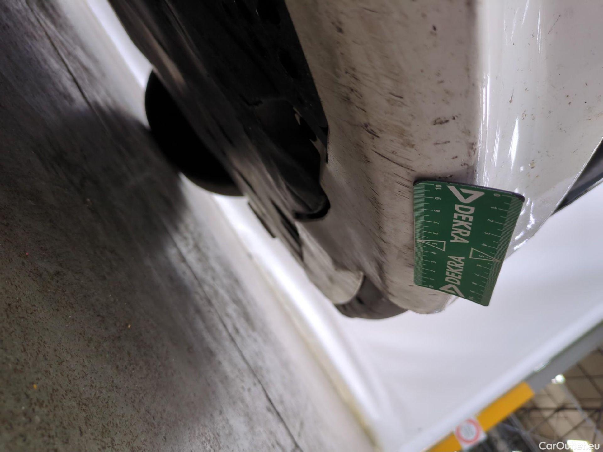  Toyota  Yaris TOYOTA  Hybride / 2019 / 5P / Berline Hybride 116h Dynamic Business Beyond Zer #41
