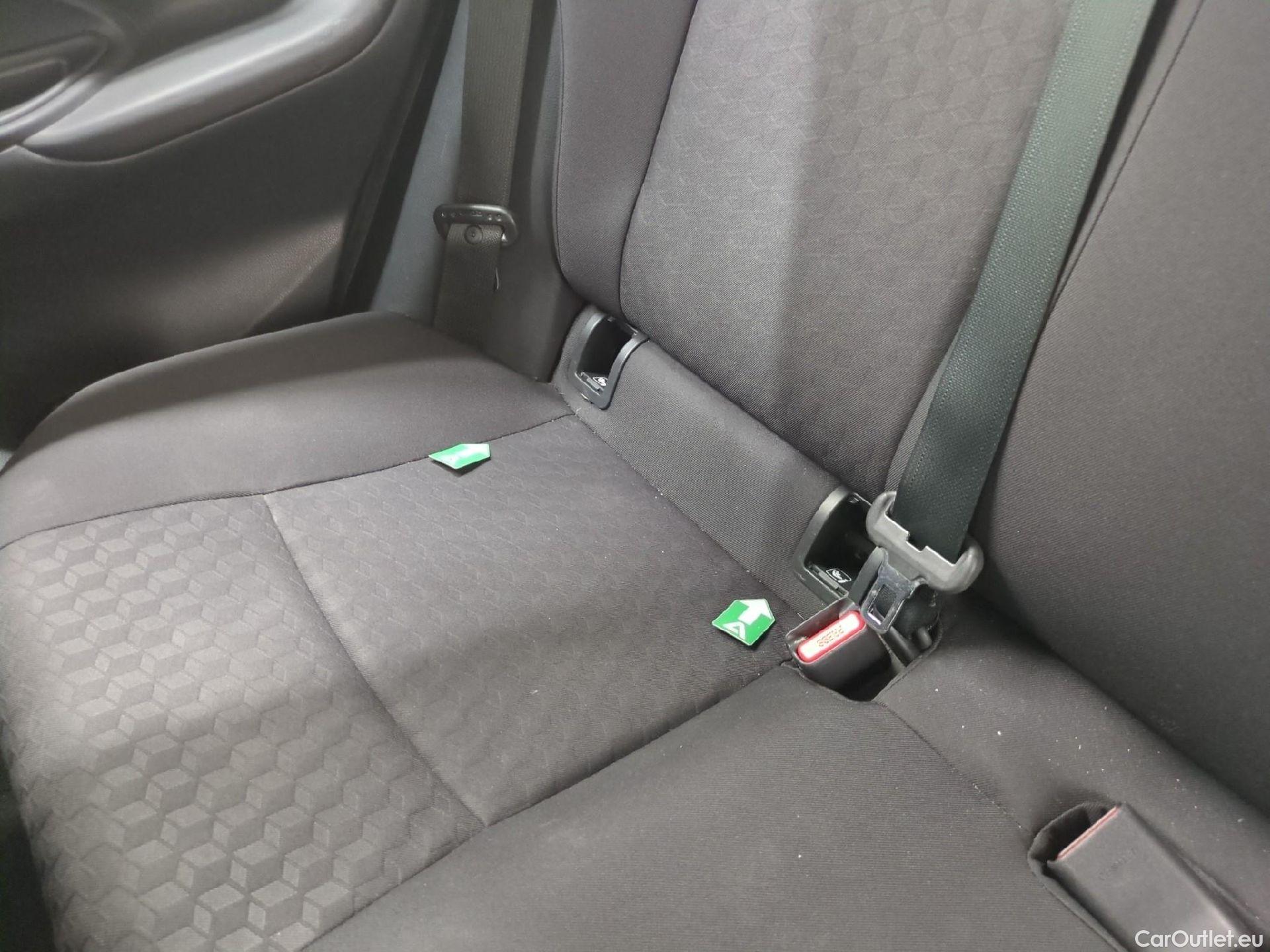  Toyota  Yaris TOYOTA  Hybride / 2019 / 5P / Berline Hybride 116h Dynamic Business Beyond Zer #13
