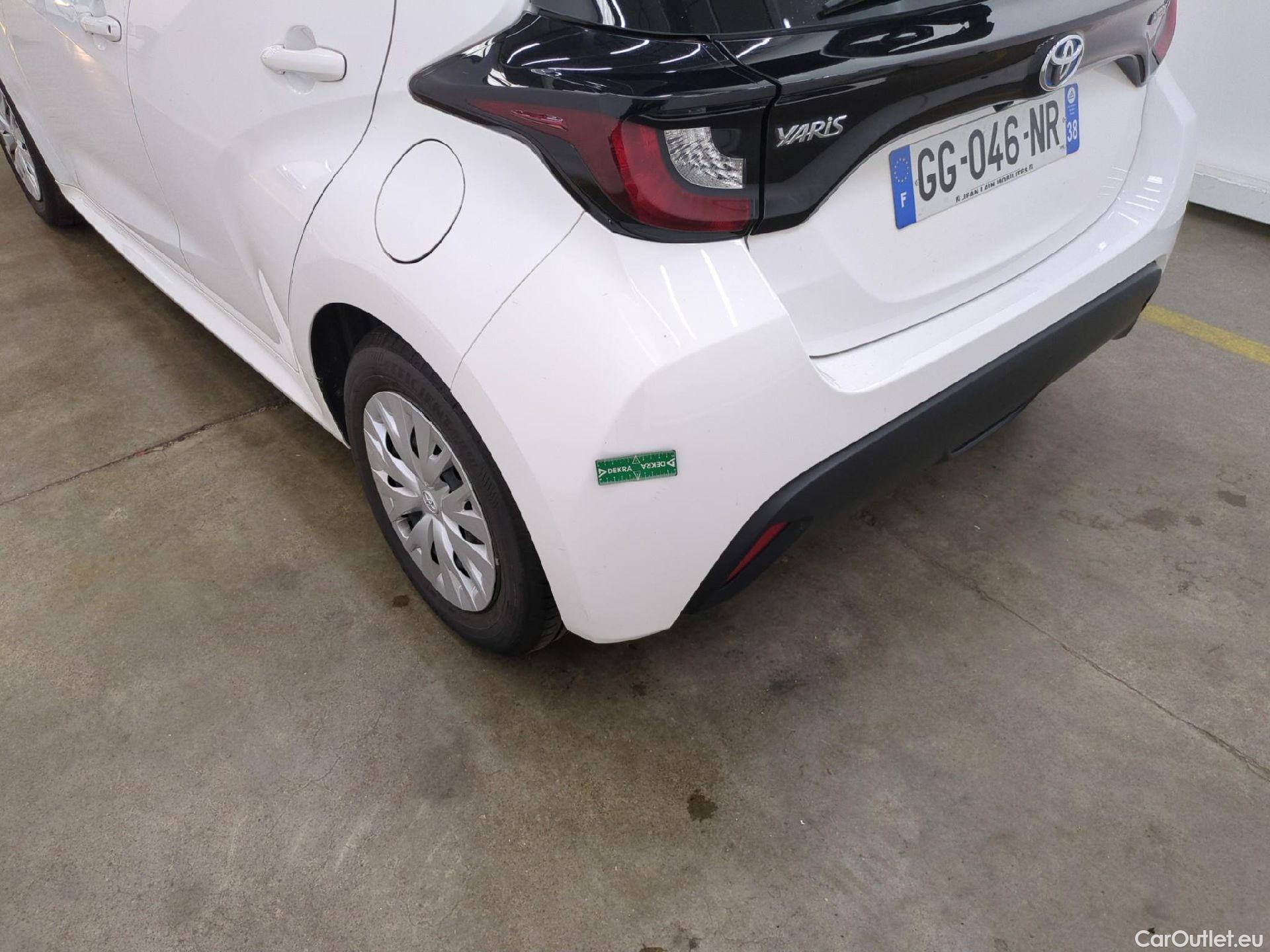  Toyota  Yaris TOYOTA  Hybride / 2019 / 5P / Berline Hybride 116h Dynamic Business Beyond Zer #60