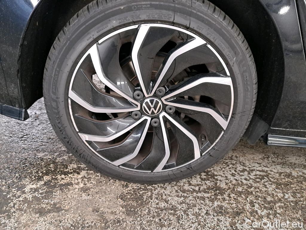 Volkswagen  Golf  VIII Berline R-Line 1st 2.0 TDI 150CV BVA7 E6d #8
