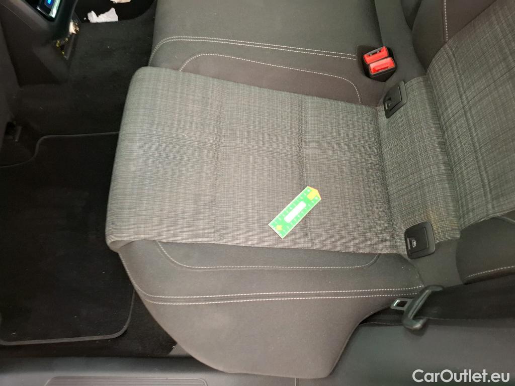  Volkswagen  Passat  Berline Business 2.0 TDI 120CV BVA7 E6d #38