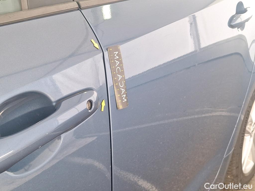  Toyota  Corolla TOYOTA  Touring Sports / 2018 / 5P / Break Hybride 122h Dynamic Business #13