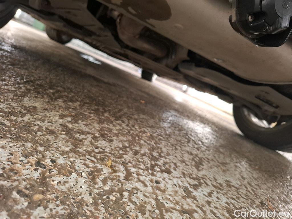  Bmw  Serie 1 Série 1 Berline 116 d M Design 1.5 115CV BVA7 E6d #7