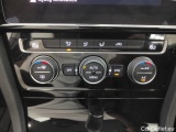  Volkswagen  Golf  Volkswagen VII 1.0 TSi Last Edition 5d #29