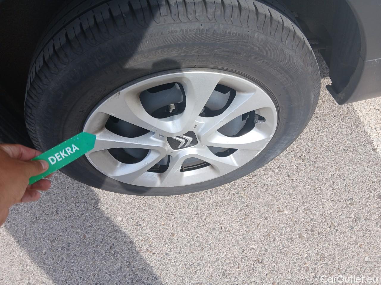  Citroen  C3  Live Pack 1.5 BlueHDi 100CV MT6 E6d #18