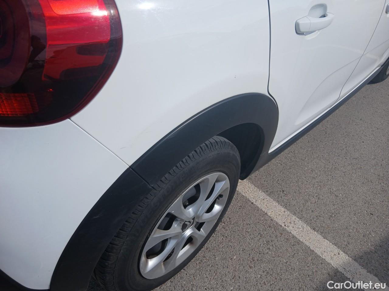  Citroen  C3  Live Pack 1.5 BlueHDi 100CV MT6 E6d #14