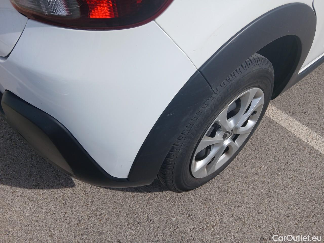  Citroen  C3  Live Pack 1.5 BlueHDi 100CV MT6 E6d #12