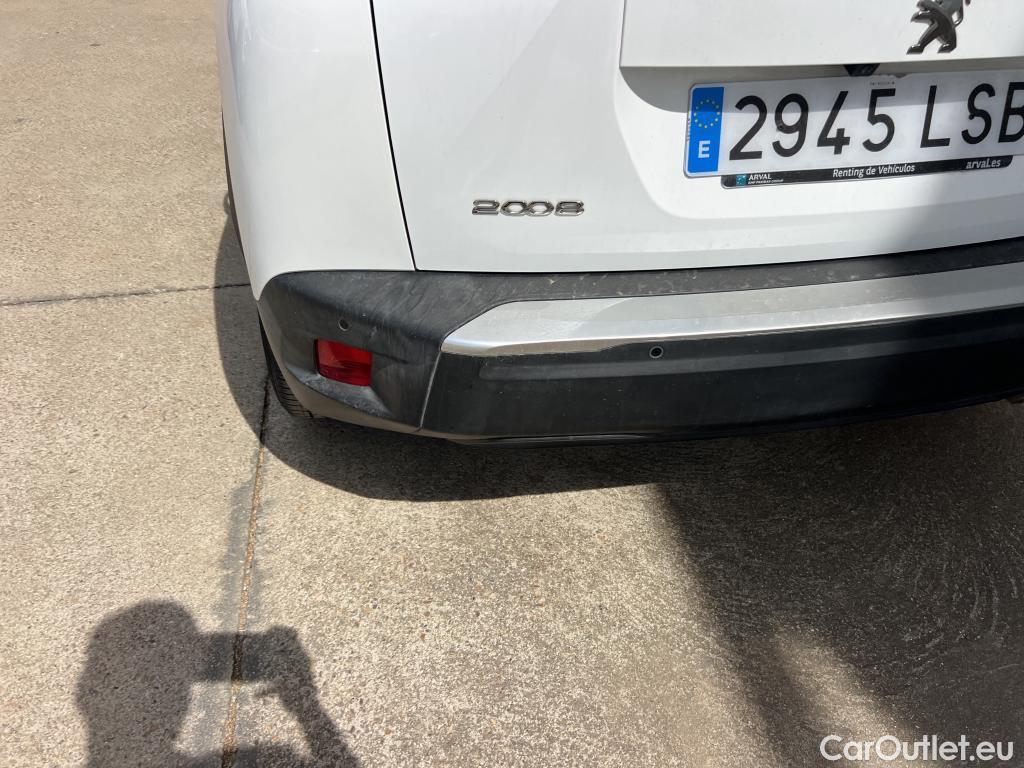  Peugeot  2008  Allure Pack 1.5 HDi 110CV MT6 E6d #19