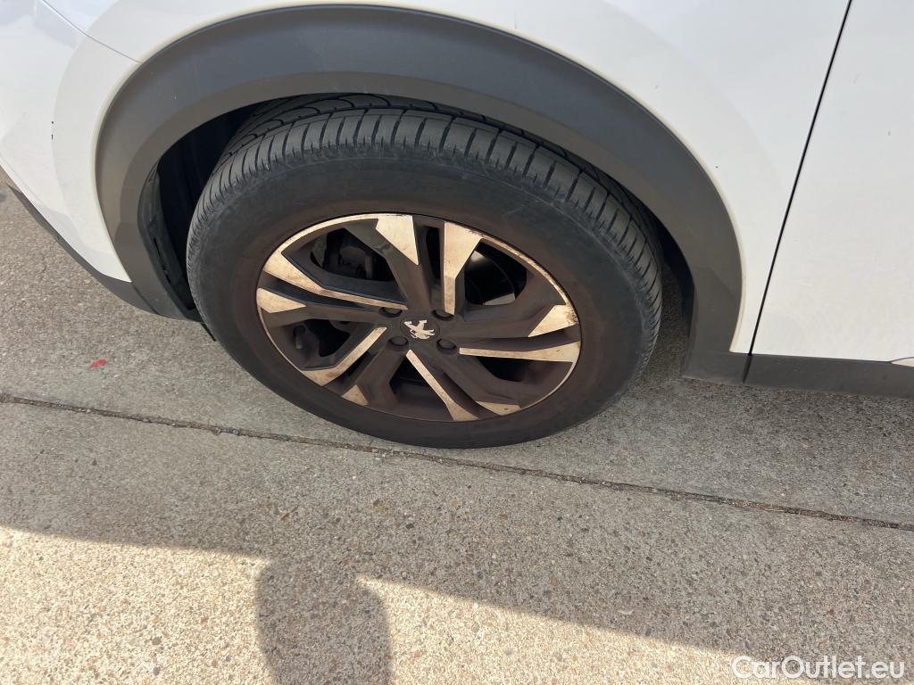  Peugeot  2008  Allure Pack 1.5 HDi 110CV MT6 E6d #1