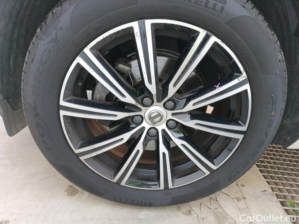  Volvo  XC60  Inscription AWD 2.0 D4 190CV AT8 E6dT #1