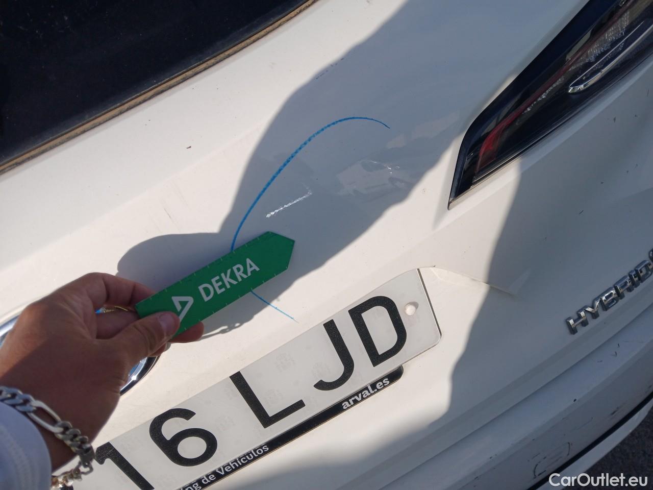  Toyota  Corolla TOYOTA  / 2019 / 5P / familiar 1.8 125H ACTIVE TECH E-CVT TOU SPORT #18