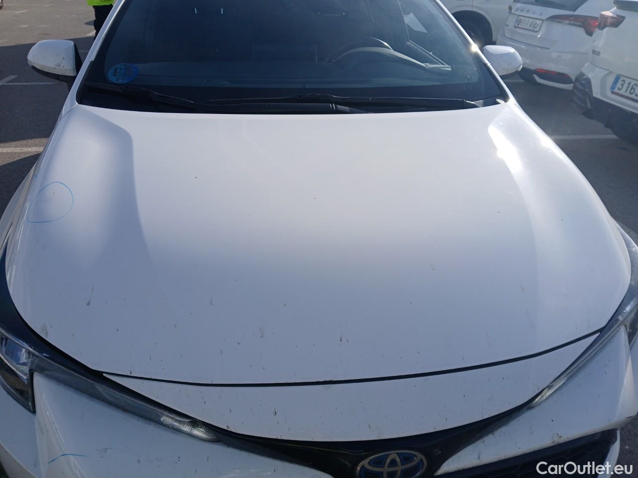  Toyota  Corolla TOYOTA  / 2019 / 5P / familiar 1.8 125H ACTIVE TECH E-CVT TOU SPORT #6
