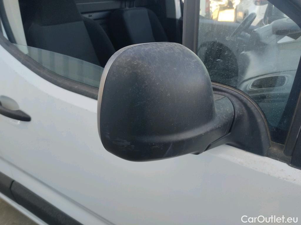  Citroen  Berlingo  Furgón Control M 1.5 100CV MT5 #38