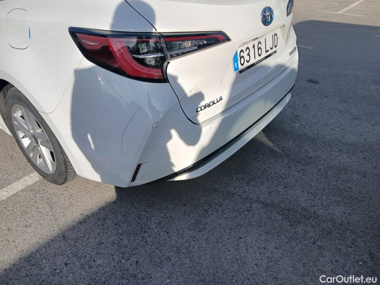  Toyota  Corolla TOYOTA  / 2019 / 5P / familiar 1.8 125H ACTIVE TECH E-CVT TOU SPORT #15