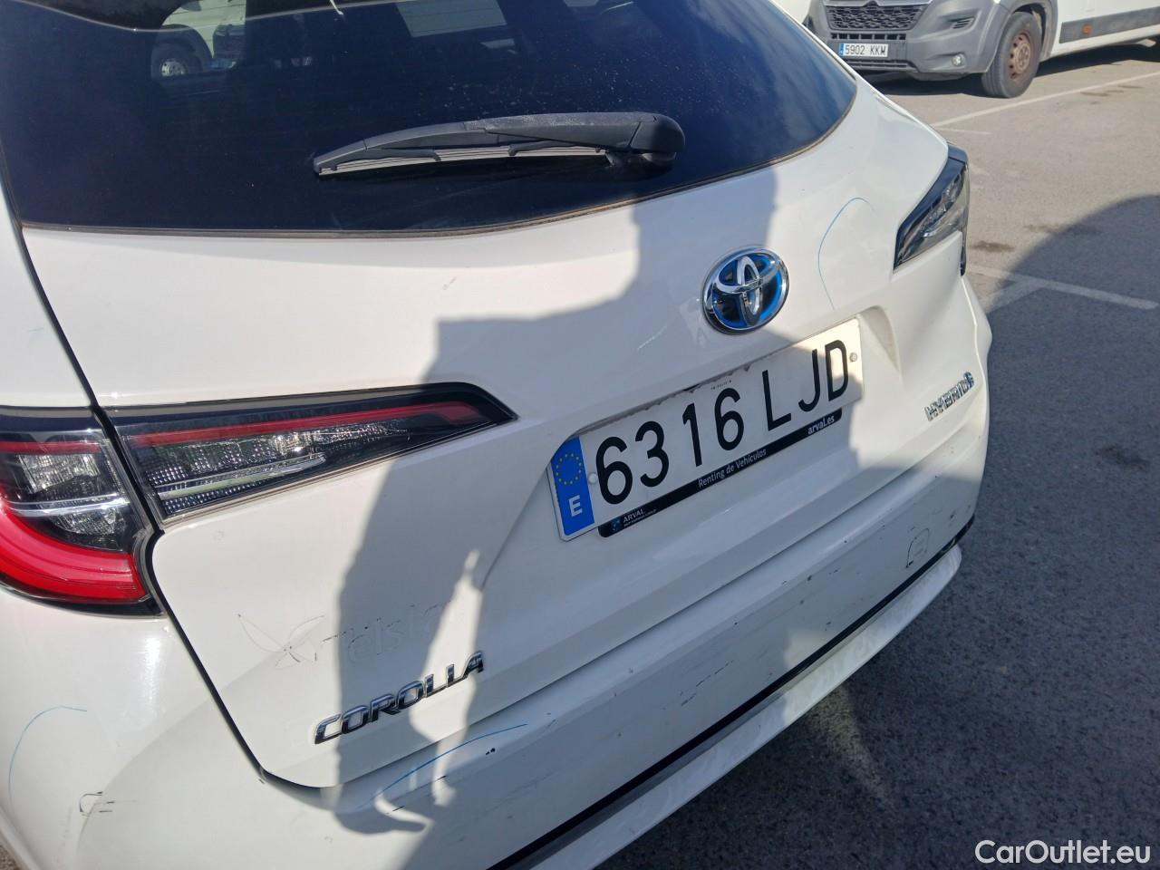  Toyota  Corolla TOYOTA  / 2019 / 5P / familiar 1.8 125H ACTIVE TECH E-CVT TOU SPORT #17