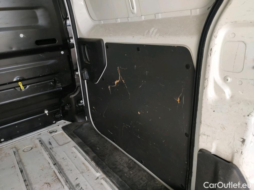  Citroen  Jumpy  Furgón Club M 2.0 BlueHDi 120CV MT6 E6dT #29