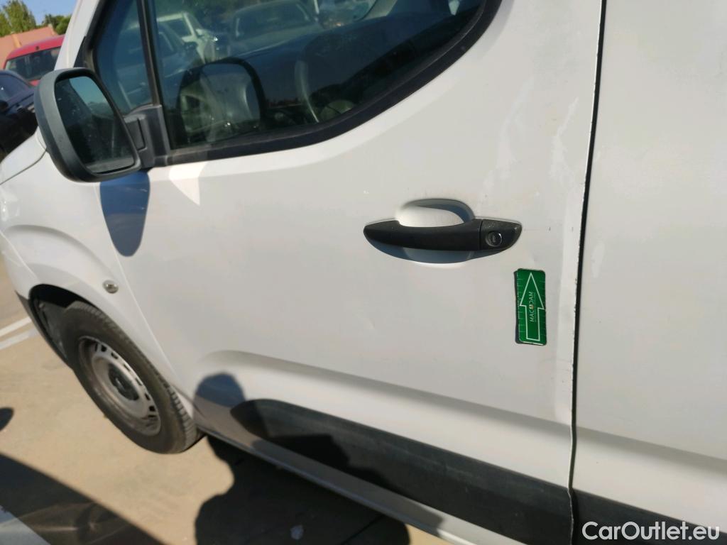 Opel  Combo  E Cargo Express 1.6 100CV MT5 E6 #24