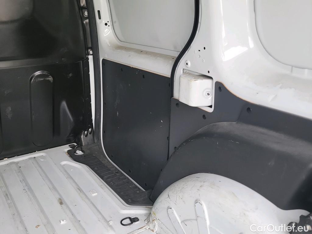  Renault  Kangoo  II Furgón Professional 1.5 dCi 75CV MT5 E6 #31
