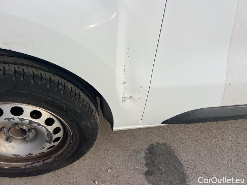 Toyota  Proace TOYOTA  / 2016 / 4P / furgón FU. MEDIO (L1) 2.0D 90kW COMFORT CARGA + #8