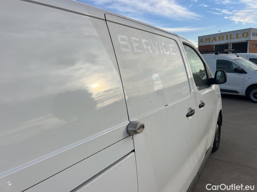  Toyota  Proace TOYOTA  / 2016 / 4P / furgón FU. MEDIO (L1) 2.0D 90kW COMFORT CARGA + #14