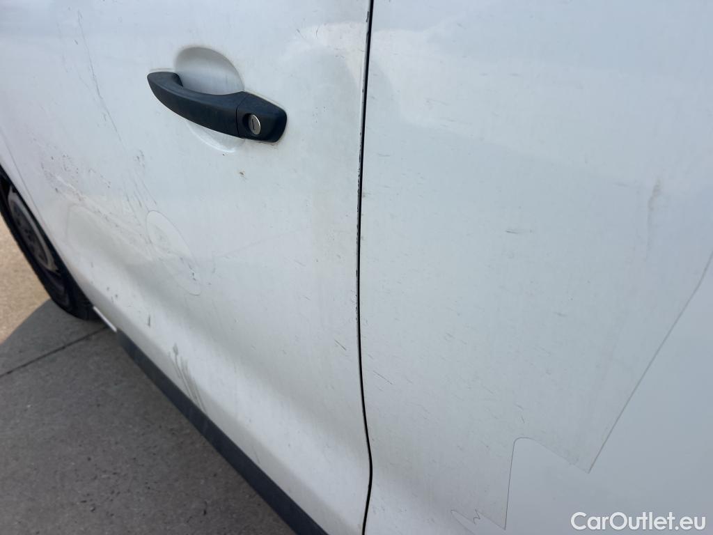  Toyota  Proace TOYOTA  / 2016 / 4P / furgón FU. MEDIO (L1) 2.0D 90kW COMFORT CARGA + #19