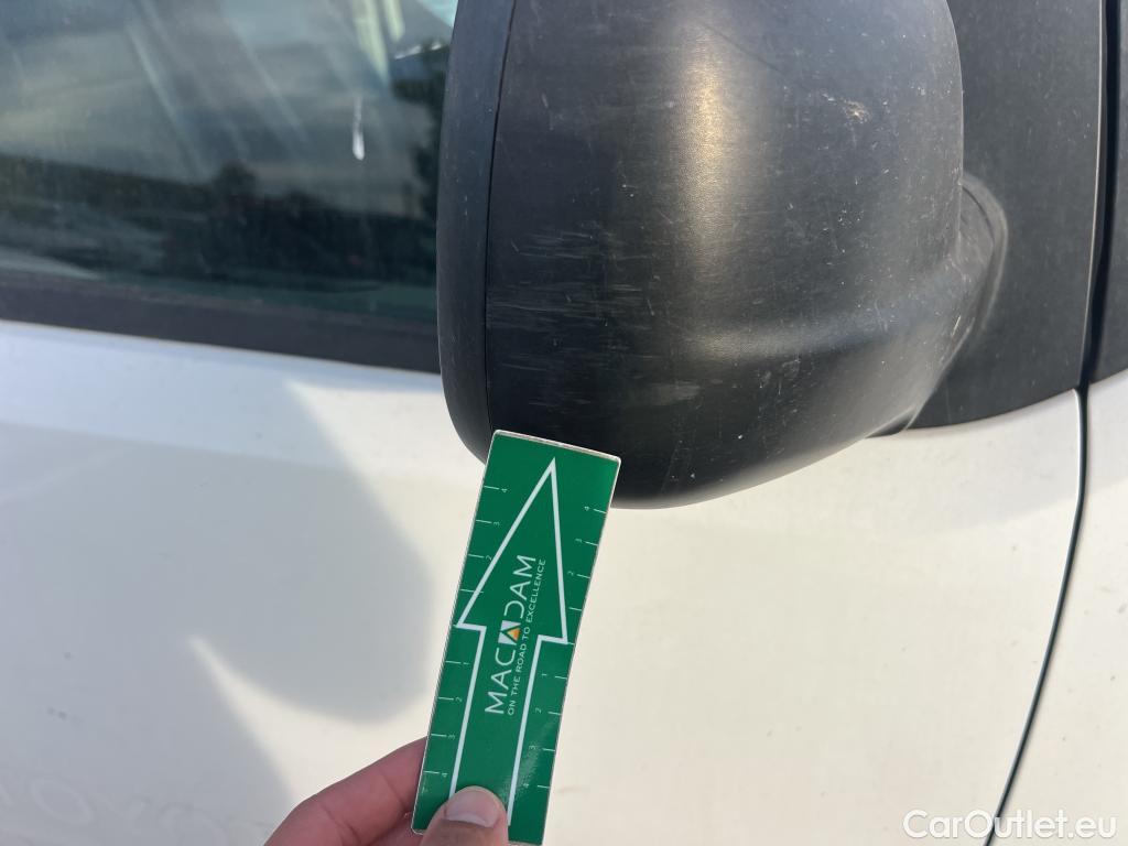  Toyota  Proace TOYOTA  / 2016 / 4P / furgón FU. MEDIO (L1) 2.0D 90kW COMFORT CARGA + #39