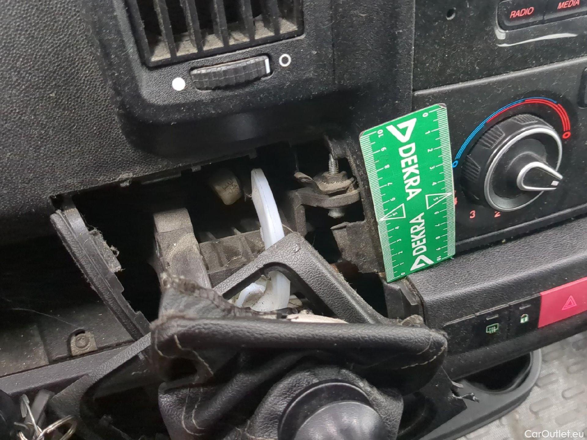 Citroen  Jumper CITROEN  VU 4p Fourgon 33 L2H2 BlueHDi 130 BVM6 Club #4