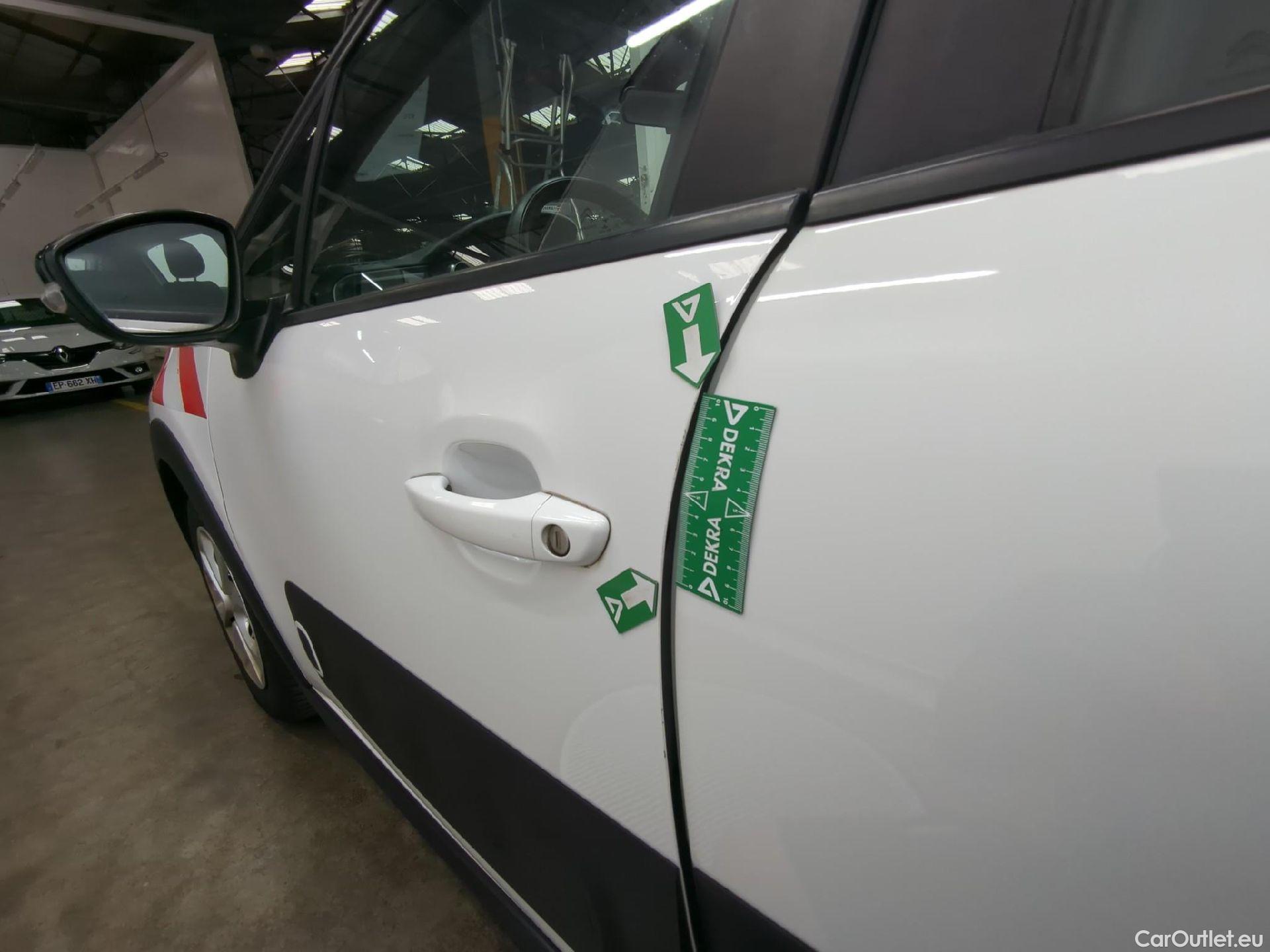  Citroen  C3  Société Feel Nav 1.2 PureTech 80CV BVM5 E6 #31