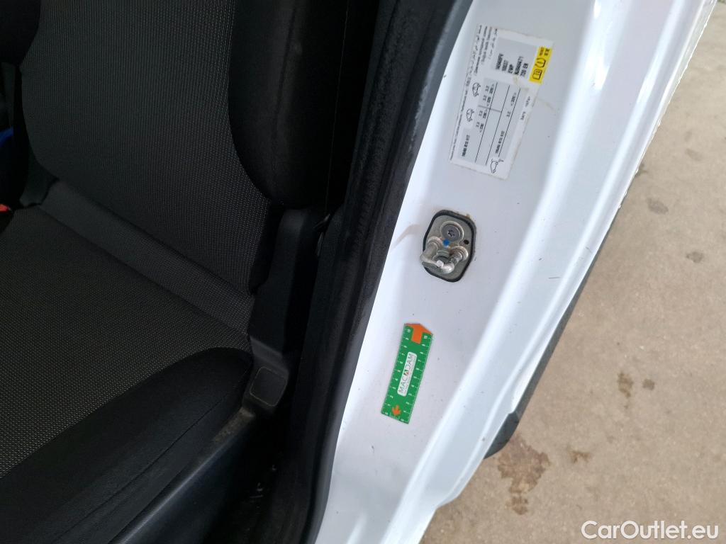  Citroen  Berlingo  Fourgon Club L1 (Court) 1.6 BlueHDi 75CV BVM5 E6 #11