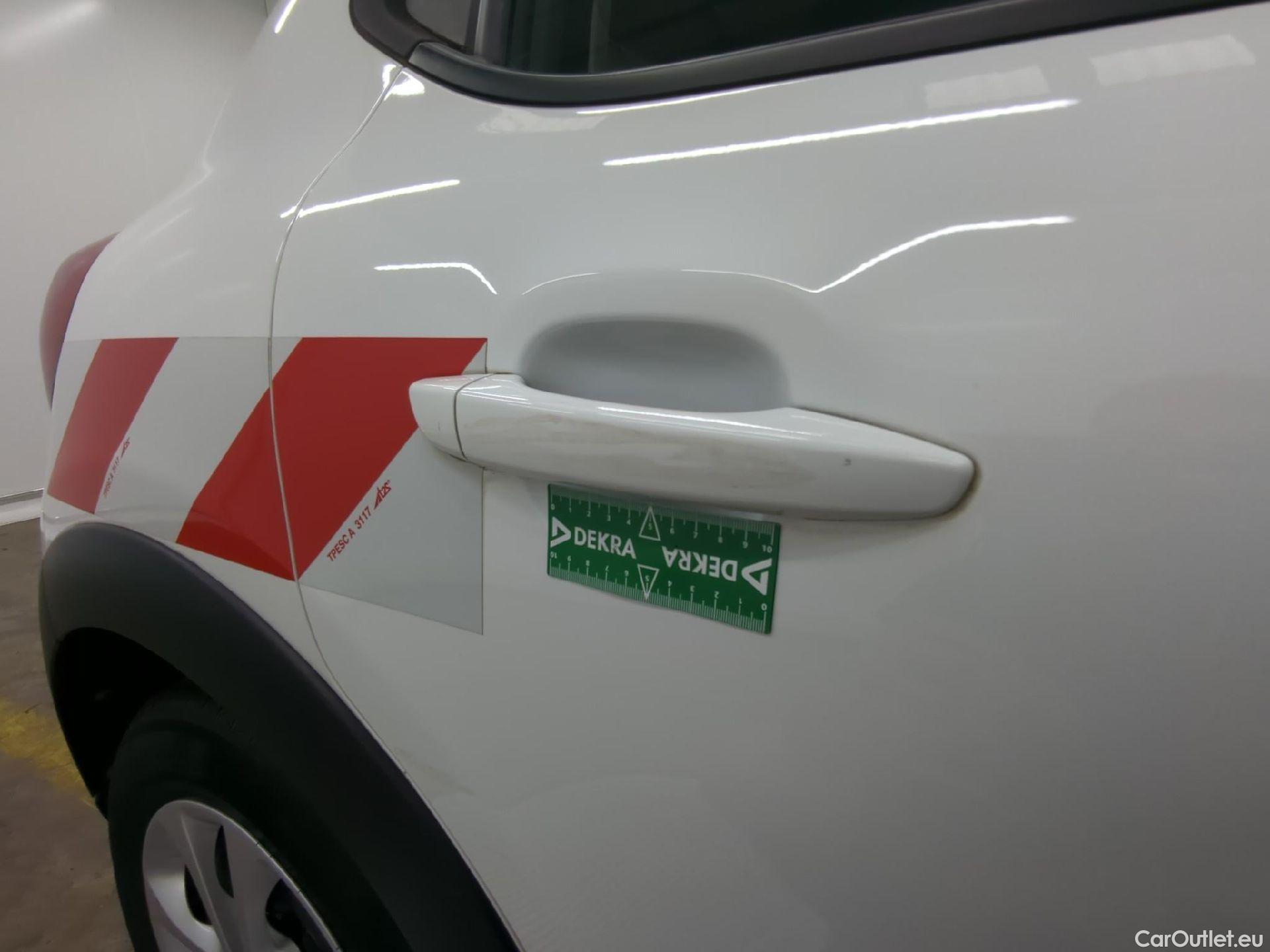  Citroen  C3  Société Feel Nav 1.2 PureTech 80CV BVM5 E6 #14