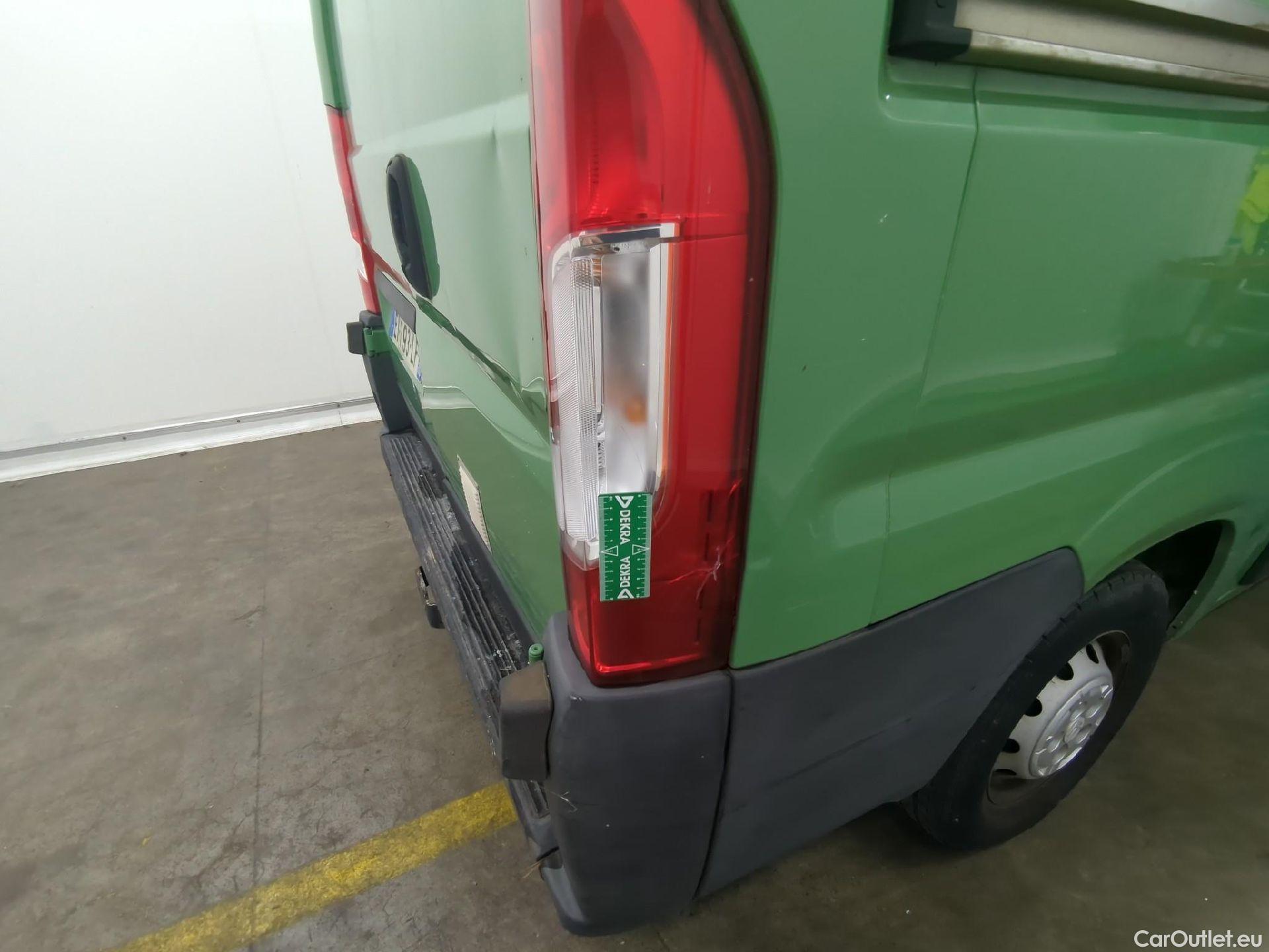  Citroen  Jumper CITROEN  VU 4p Fourgon 33 L2H2 BlueHDi 130 BVM6 Club #18