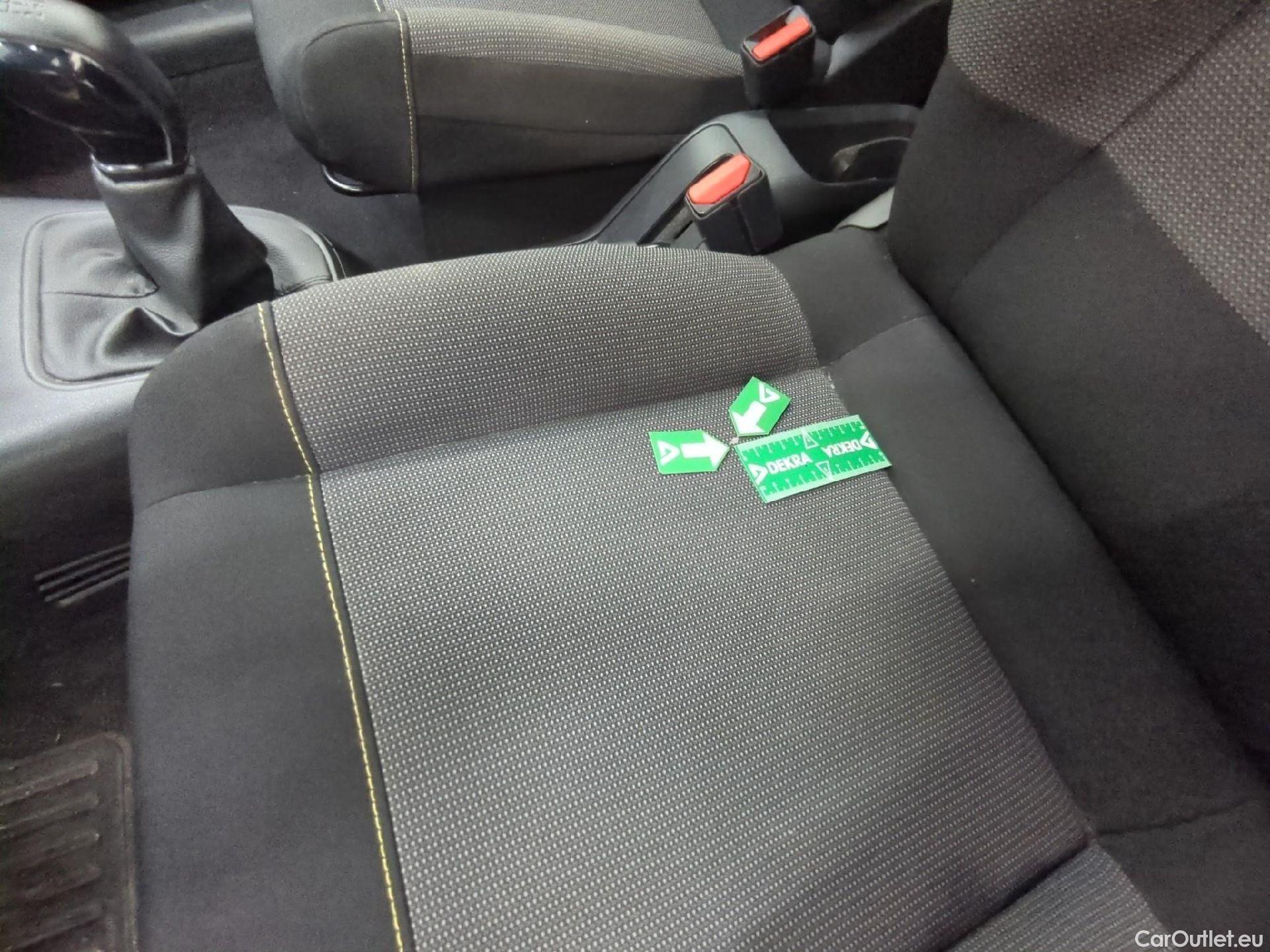  Citroen  C3  Société Feel Nav 1.2 PureTech 80CV BVM5 E6 #39