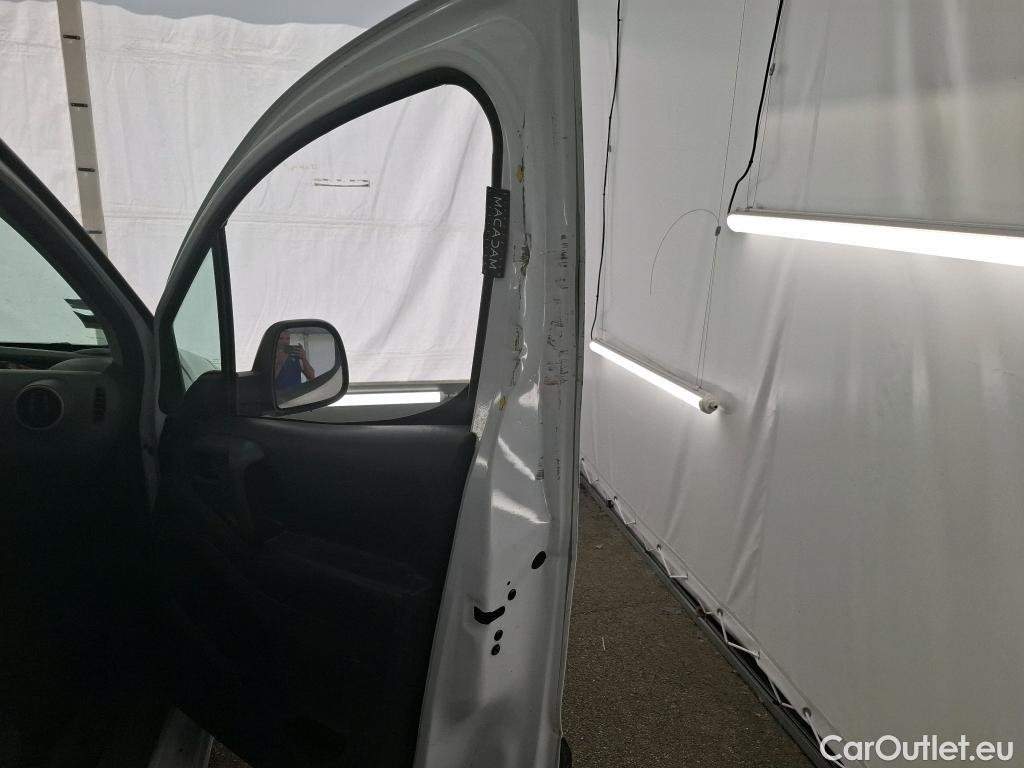 Citroen  Berlingo  Fourgon Club L1 (Court) 1.6 BlueHDi 100CV BVM5 E6 #15